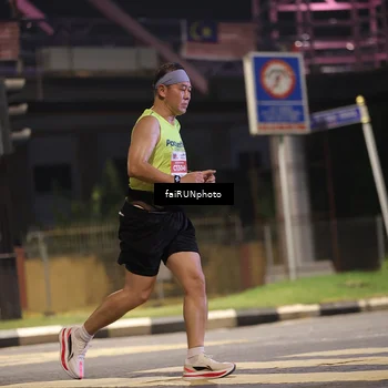 Runner Photo 4706393