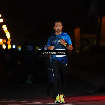 Runner Photo 4706395