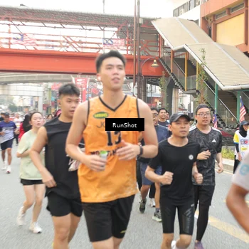 Runner Photo 4706413