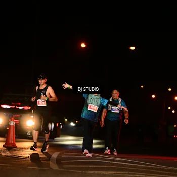 Runner Photo 4706419