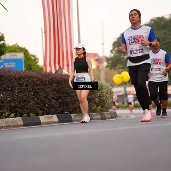 Runner Photo 4706441