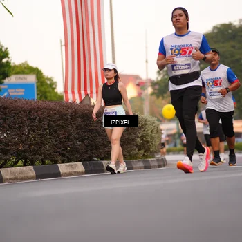 Runner Photo 4706447