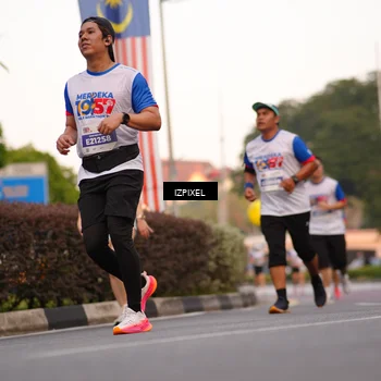 Runner Photo 4706465