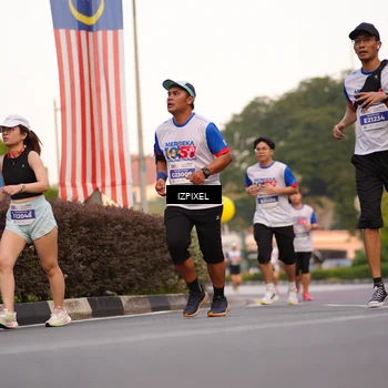 Runner Photo 4706469