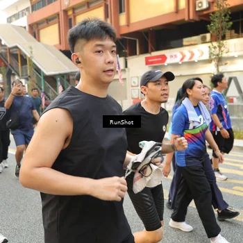 Runner Photo 4706475