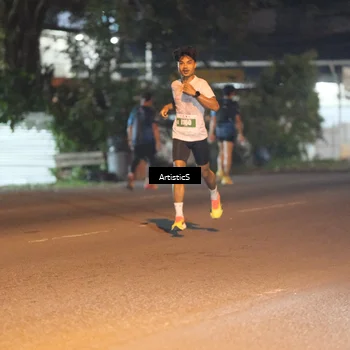 Runner Photo 4706504