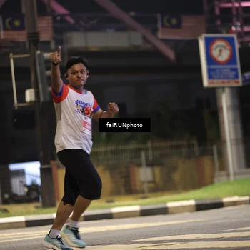 Runner Photo 4706514