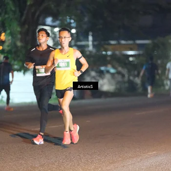 Runner Photo 4706515