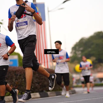 Runner Photo 4706517