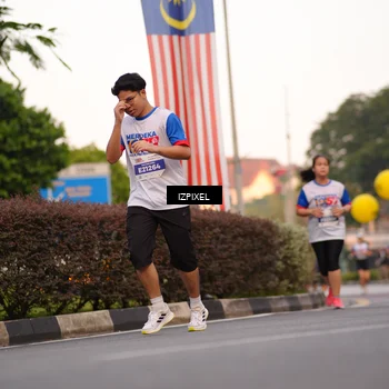 Runner Photo 4706532