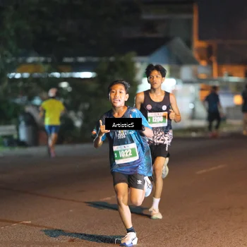 Runner Photo 4706534