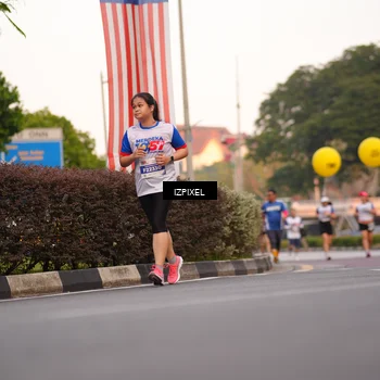 Runner Photo 4706555