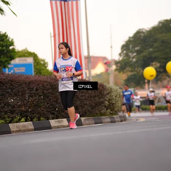 Runner Photo 4706567