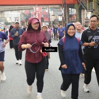 Runner Photo 4706569
