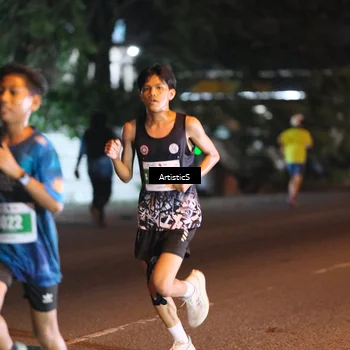 Runner Photo 4706570