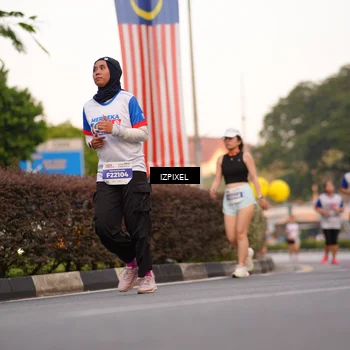 Runner Photo 4706572