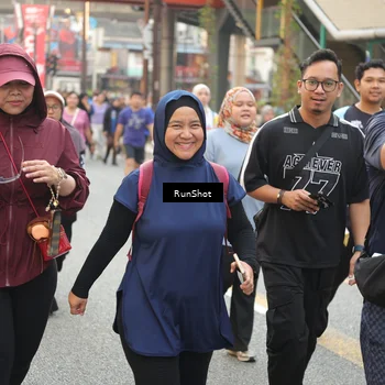 Runner Photo 4706575