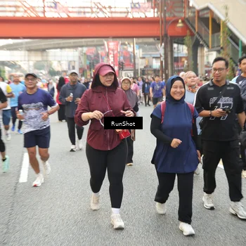 Runner Photo 4706593