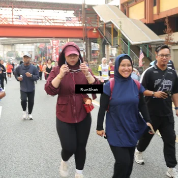 Runner Photo 4706619