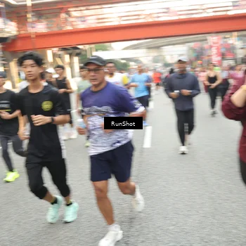 Runner Photo 4706657