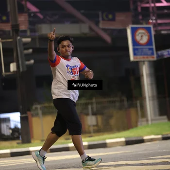 Runner Photo 4706663