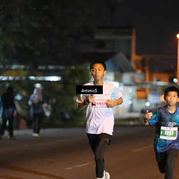 Runner Photo 4706665