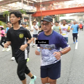 Runner Photo 4706706
