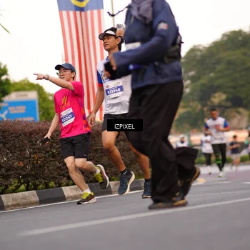 Runner Photo 4706728