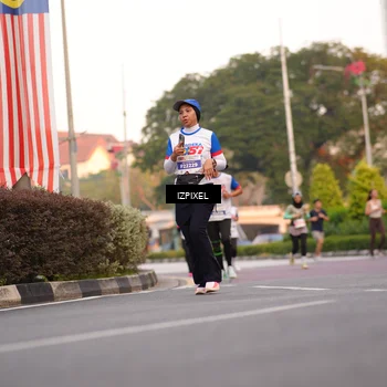 Runner Photo 4706737