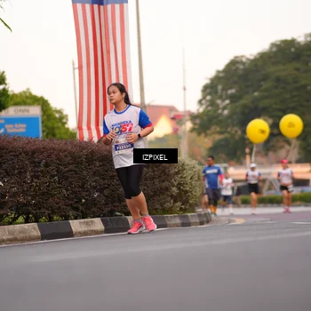 Runner Photo 4706773