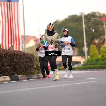 Runner Photo 4706812