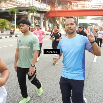Runner Photo 4706830
