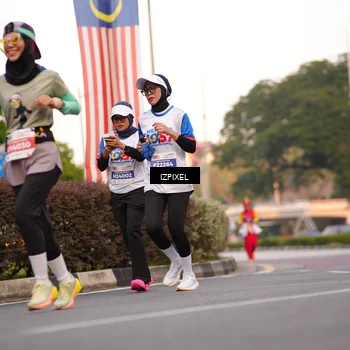 Runner Photo 4706851