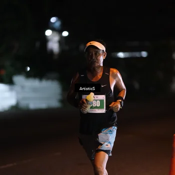 Runner Photo 4706912