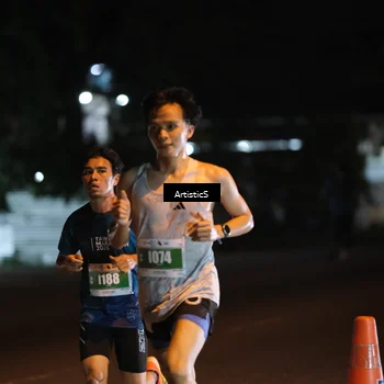 Runner Photo 4706916