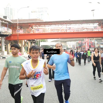 Runner Photo 4706945