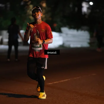 Runner Photo 4707066