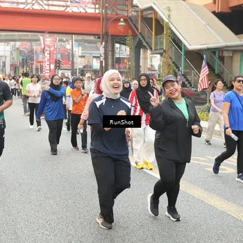 Runner Photo 4707113