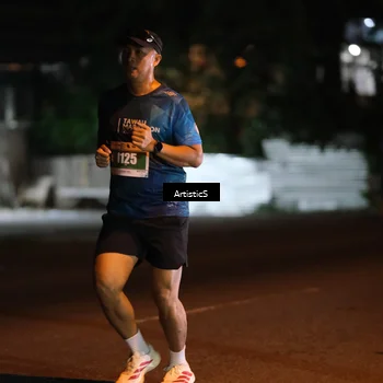Runner Photo 4707133