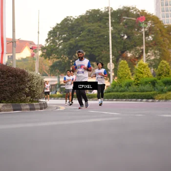 Runner Photo 4707223
