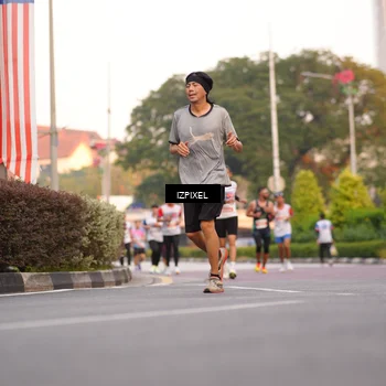 Runner Photo 4707336