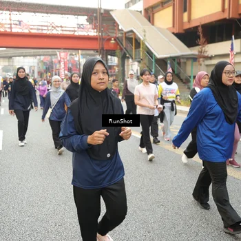 Runner Photo 4707375