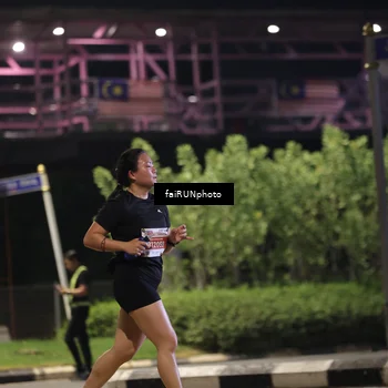 Runner Photo 4707399