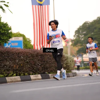 Runner Photo 4707416
