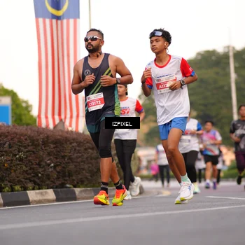 Runner Photo 4707449