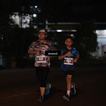 Runner Photo 4707455