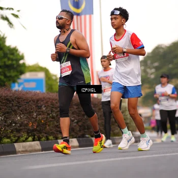 Runner Photo 4707456