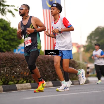 Runner Photo 4707463