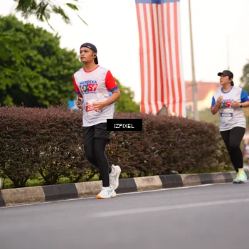 Runner Photo 4707472