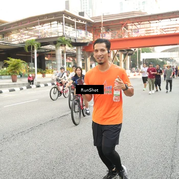 Runner Photo 4707474